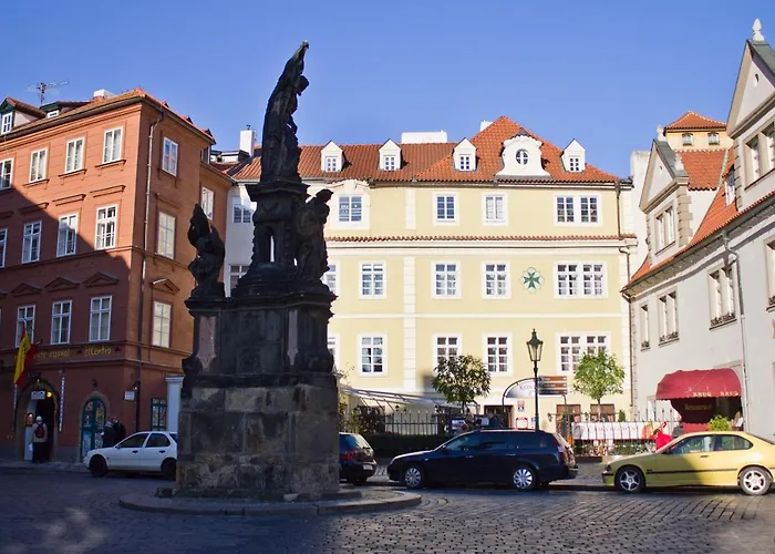 Charles Bridge 4* Prag
