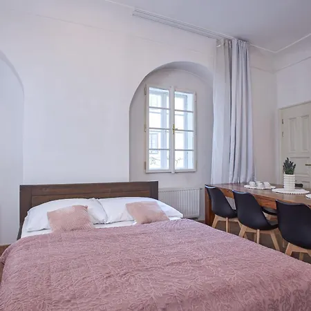 Apartment Charles Bridge