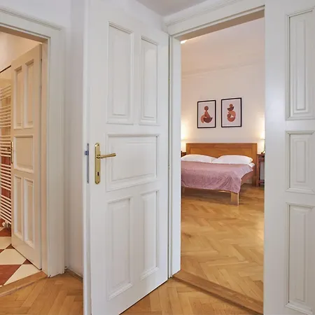Apartment Charles Bridge Prague